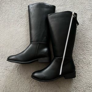 NEW Girls Steve Madden Boots 👢